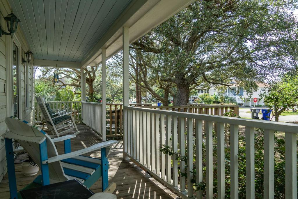 Windy Pointe by Oak Island Accommodations - photo 12