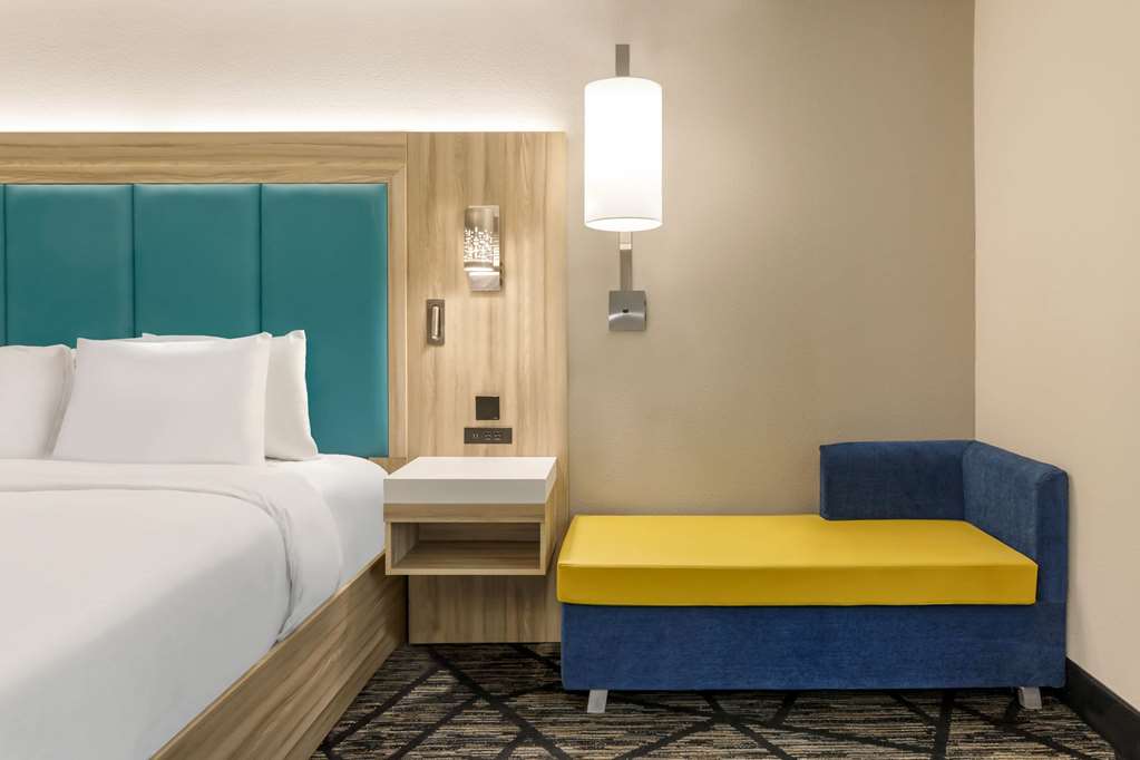 Wingate by Wyndham Murfreesboro Near MTSU - photo 10