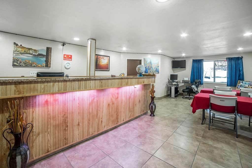 Econo Lodge Lewiston - photo 16