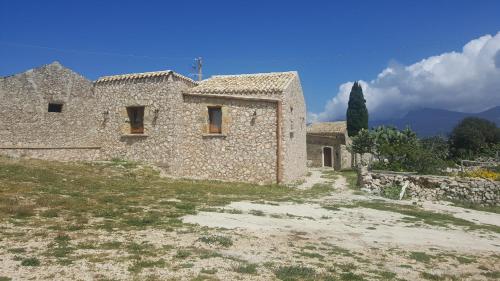 Vecchio Baglio Cofano - carbon neutral hotel in Custonaci
