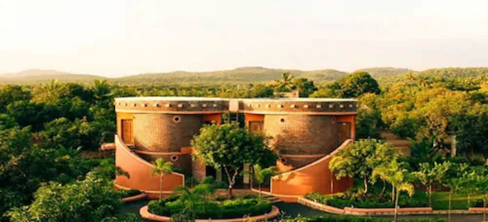 Hotel Shyam Farm House and Resort in Veraval, India