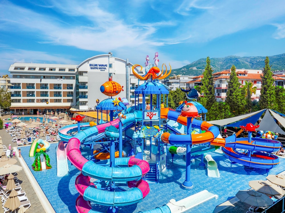 Blue Wave Suite Hotel in Alanya, Turkey