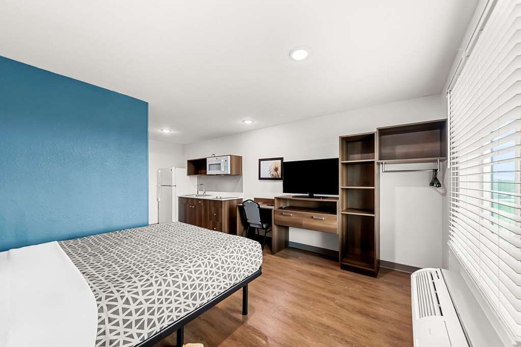 WoodSpring Suites Hudson Port Richey - photo 9