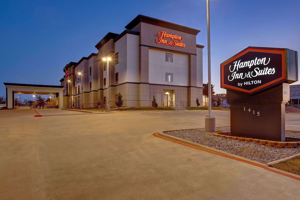 Hampton Inn & Suites Borger - photo 39