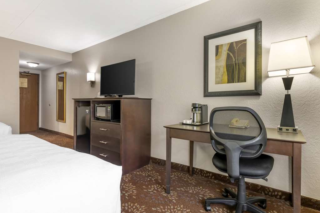Best Western Plus New Ulm - photo 28