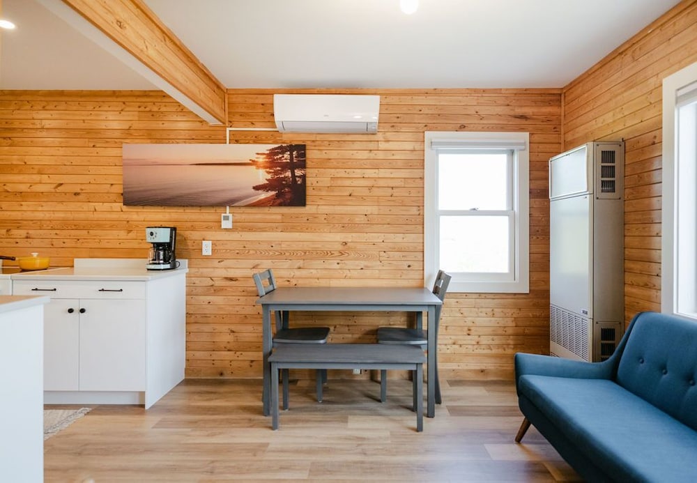 Seagull Bay Motel - photo 128