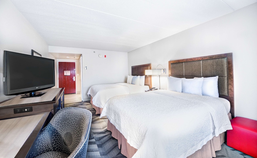 Hampton Inn & Suites Atlanta Galleria - photo 9