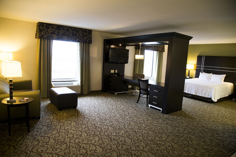 Hampton Inn & Suites Sharon - photo 9