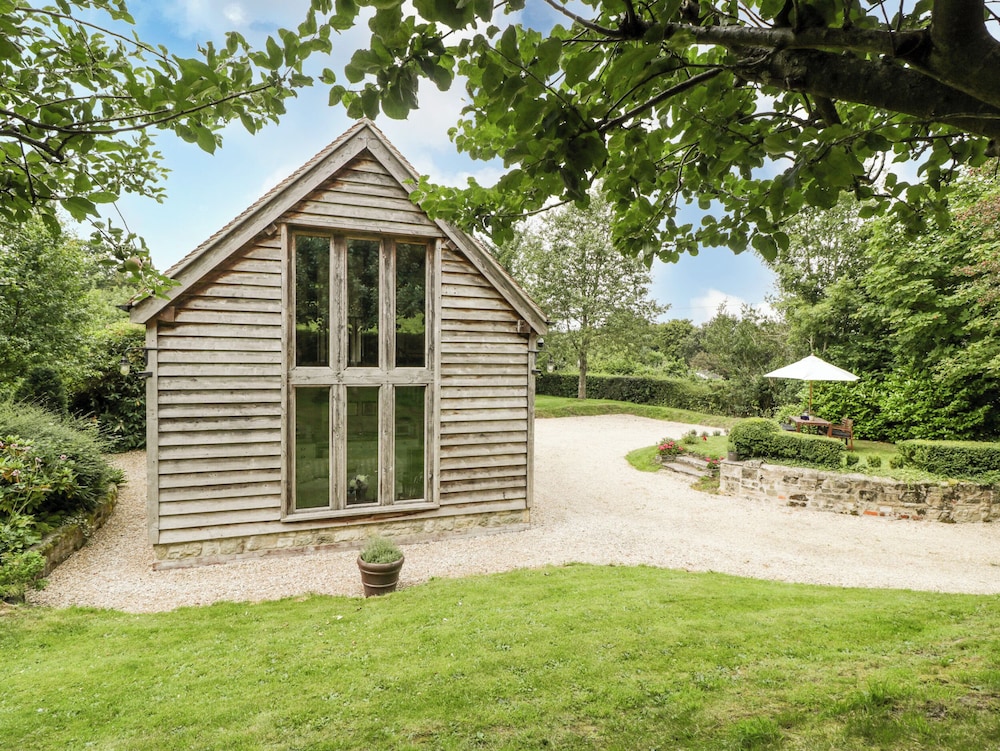 The Barn at Frog Pond Farm — 4-Star Luxury Hotel in Salisbury, United Kingdom