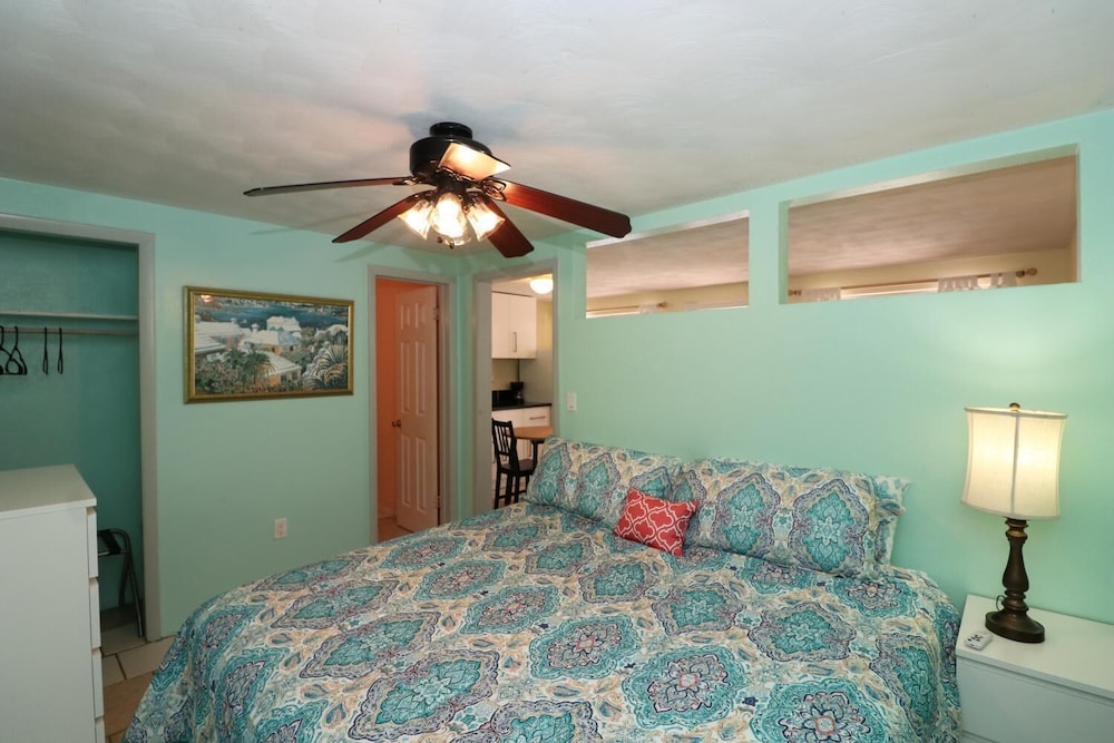 Grove City Motel - photo 8