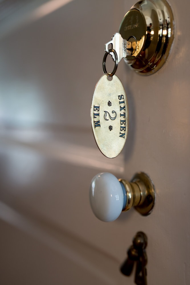 16 Elm Heritage Hotel - photo 34