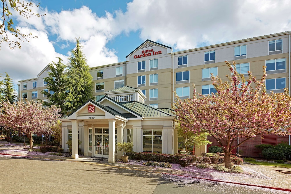 Hilton Garden Inn Portland Lake Oswego - featured photo