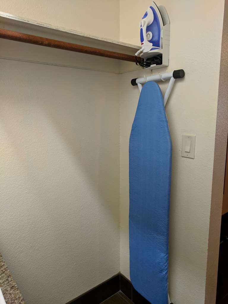 Americas Best Value Inn Brownsville - photo 18