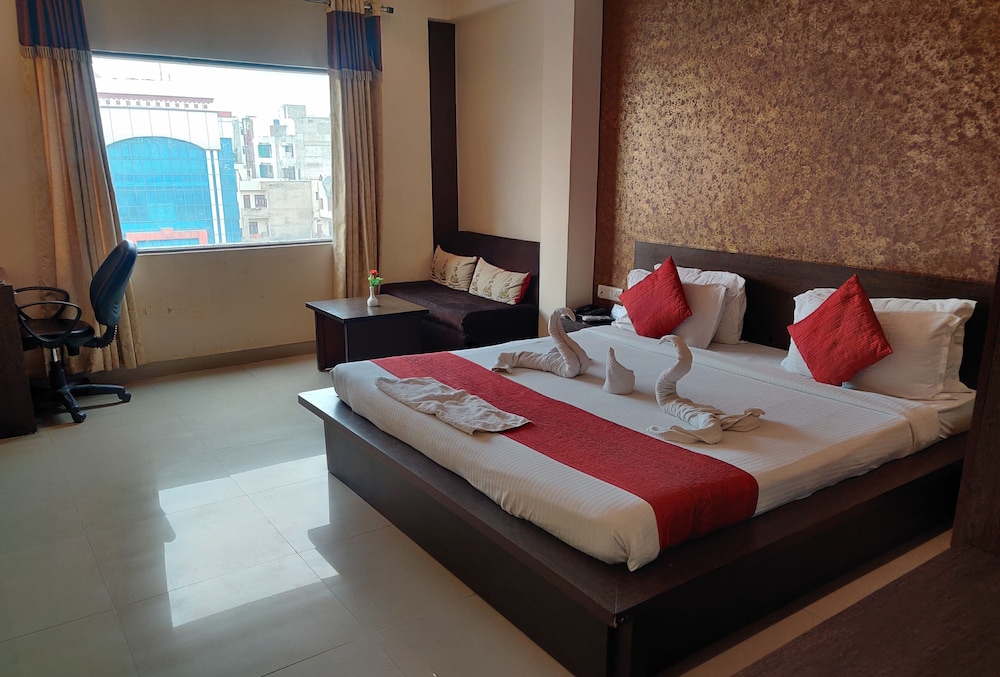 Hotel Savi Regency - carbon neutral hotel in Jaipur