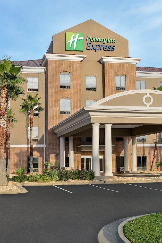 Holiday Inn Express Hotel & Suites Waycross by IHG - photo 47