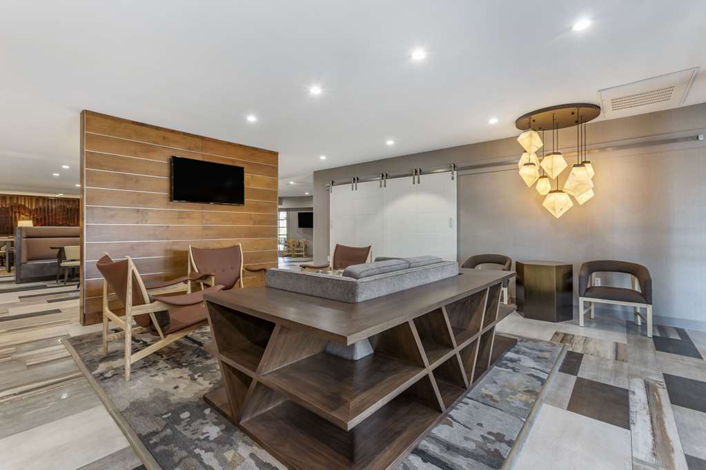 Windmill Suites Surprise Ascend Hotel Collection - photo 4