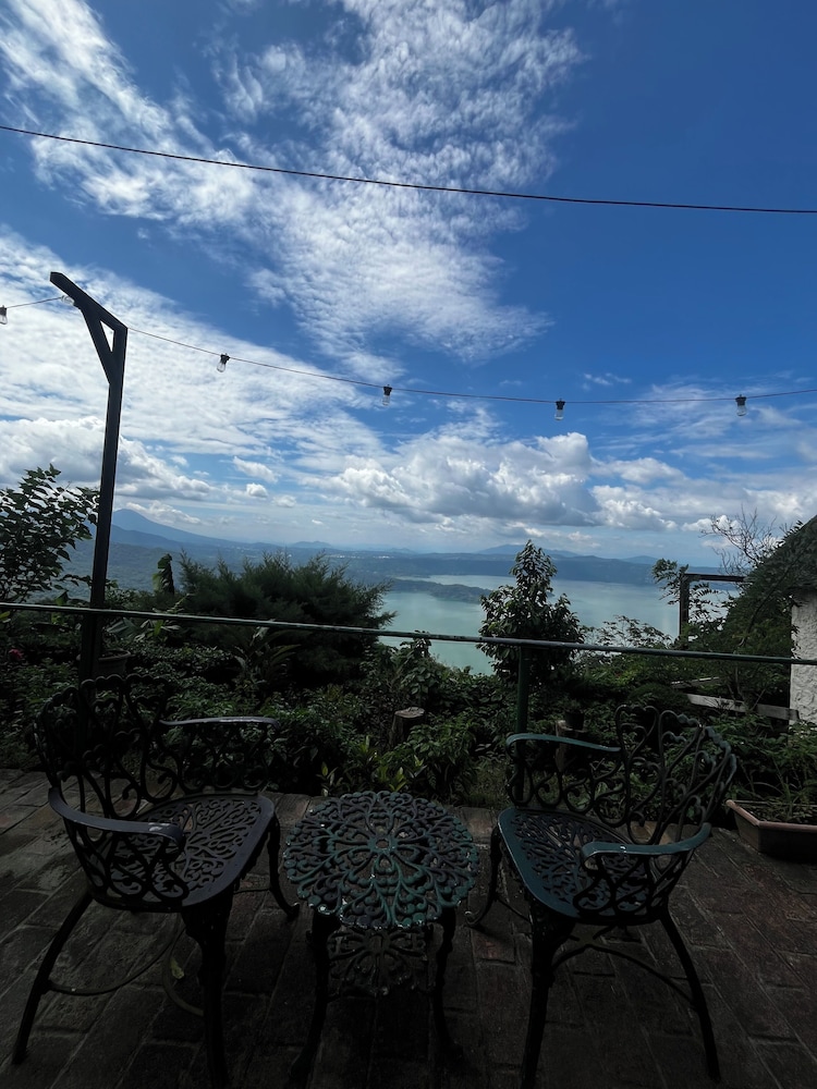 Bistro La Petite in San Salvador, El Salvador