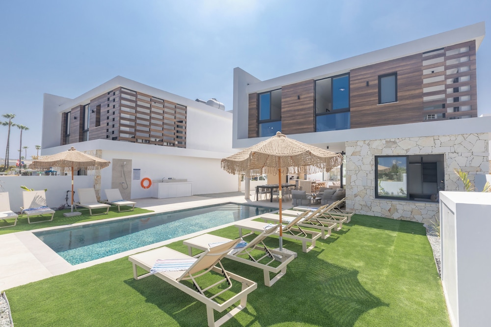 Ayia Napa Orea Villa OR9