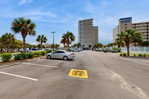 Tradewinds 501 - carbon neutral hotel in Orange Beach