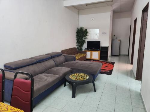 D’Haja 5 KLIA Sepang with Free Wi Fi & 3 Airconds in Banting, Malaysia