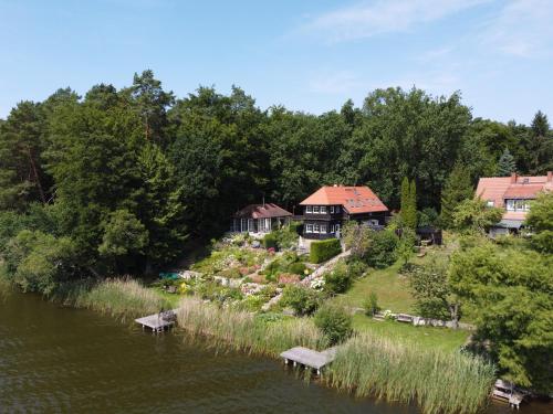 Ferienhaus Am Schlabornsee — Rheinsberg