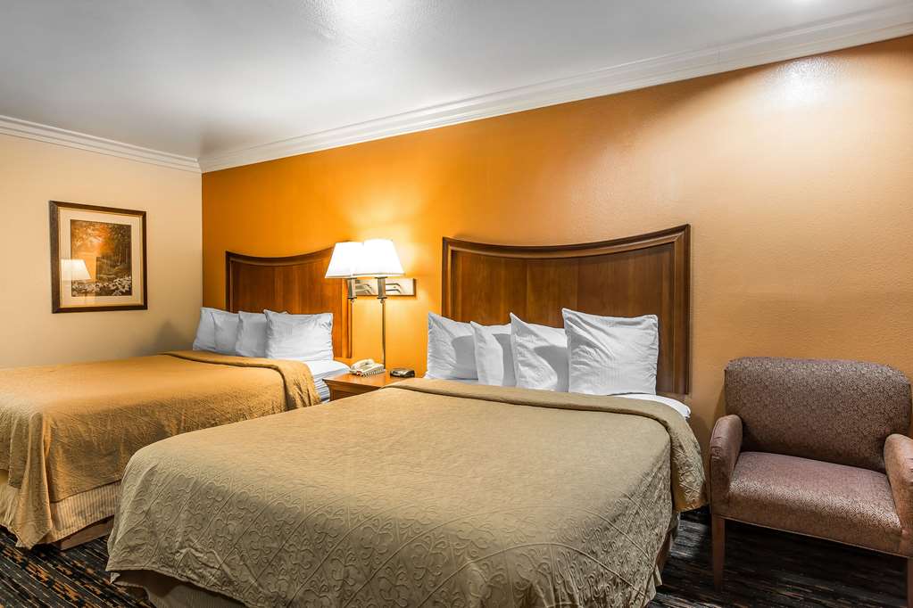 Quality Inn Lake Elsinore I 15 - photo 14