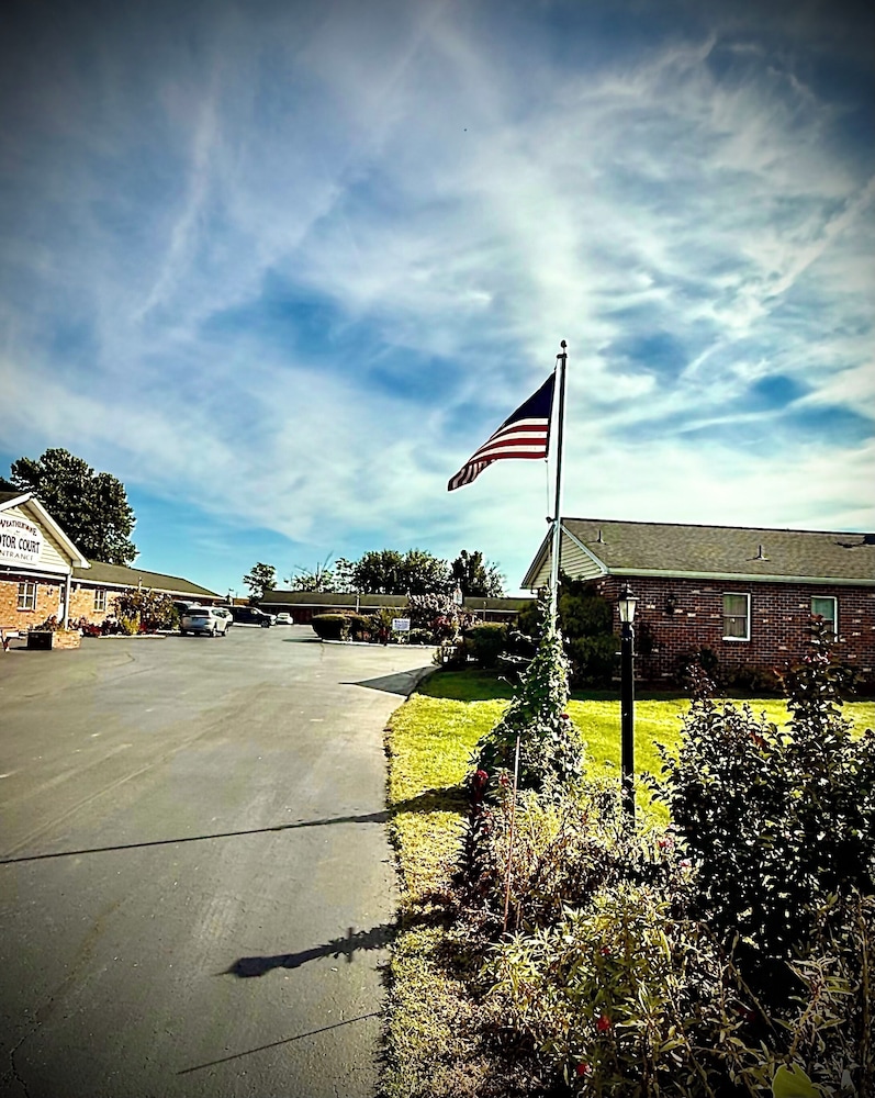 Weathervane Motor Court - photo 24
