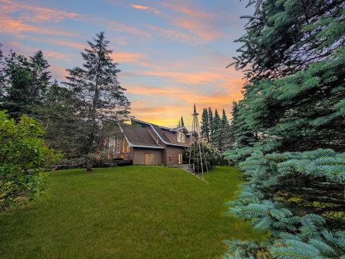 Harlequin Haven in Boulder Junction WI — hotel in Coffeyville