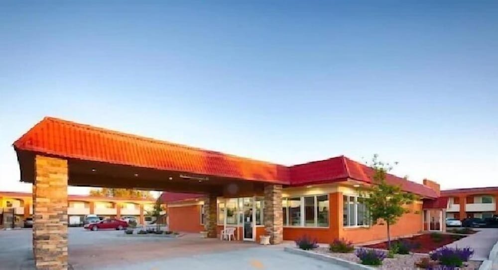 La Junta Inn - photo 51