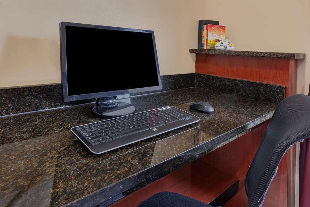 Baymont by Wyndham Perrysburg Toledo - photo 28