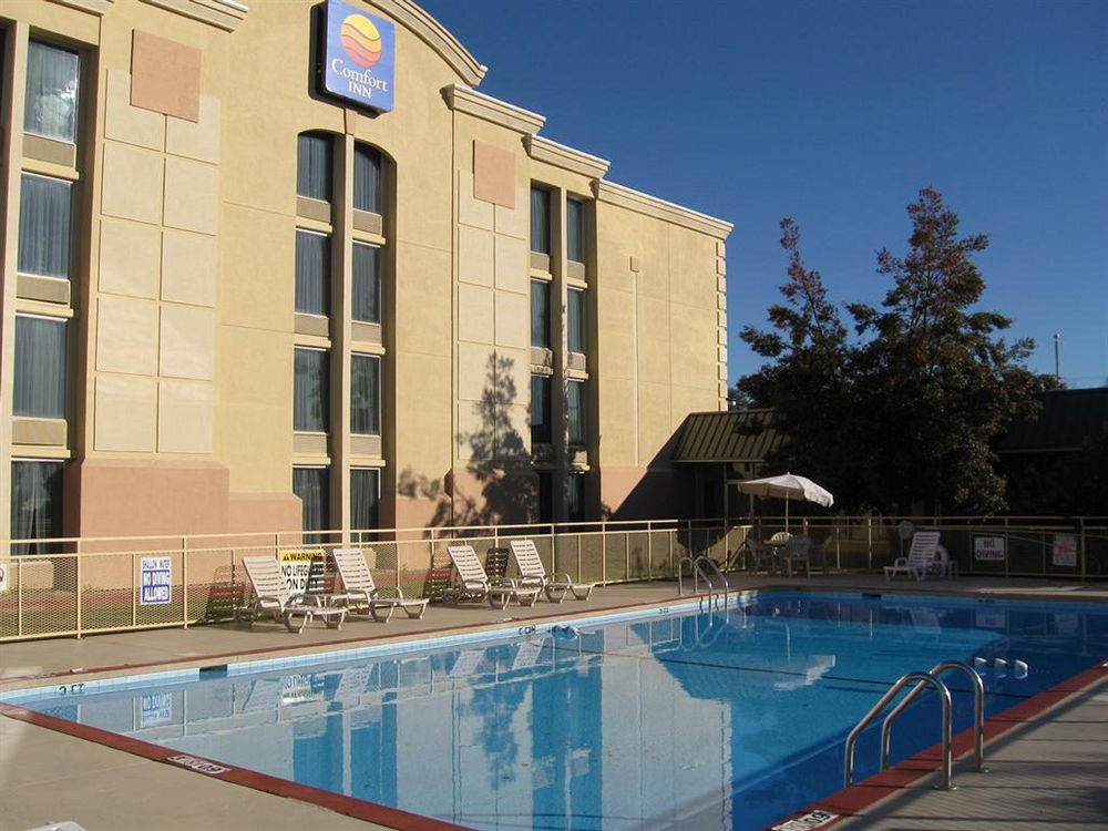 Country Inn & Suites by Radisson Greenville SC - photo 10