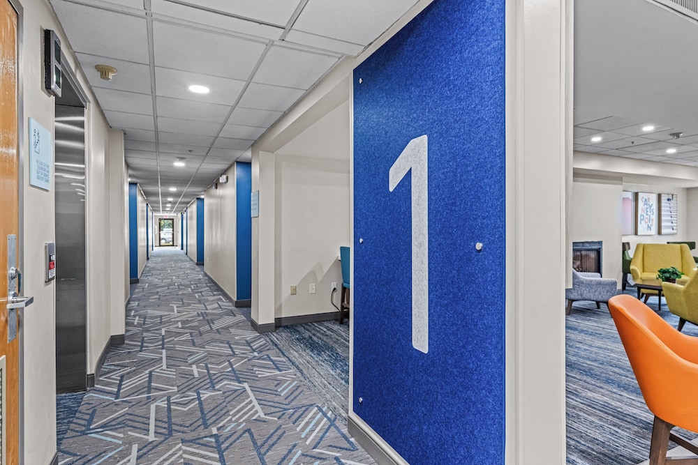 Holiday Inn Express Hotel & Suites Carneys Point by IHG - photo 43