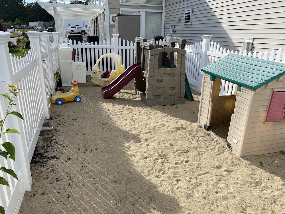 Wells Ogunquit Resort Motel & Cottages - photo 32