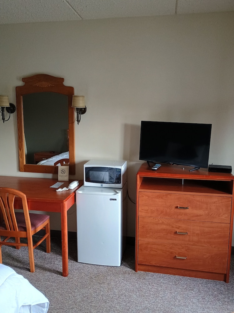 Landmark Motel - photo 13