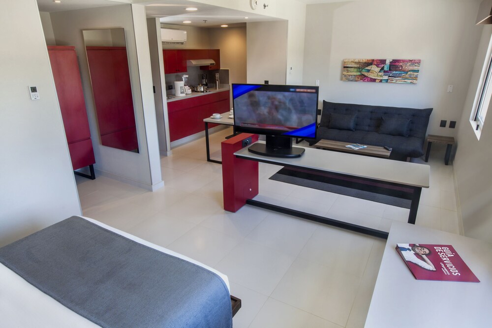 City Express Plus by Marriott Cabo San Lucas — Cabo San Lucas — photo 4