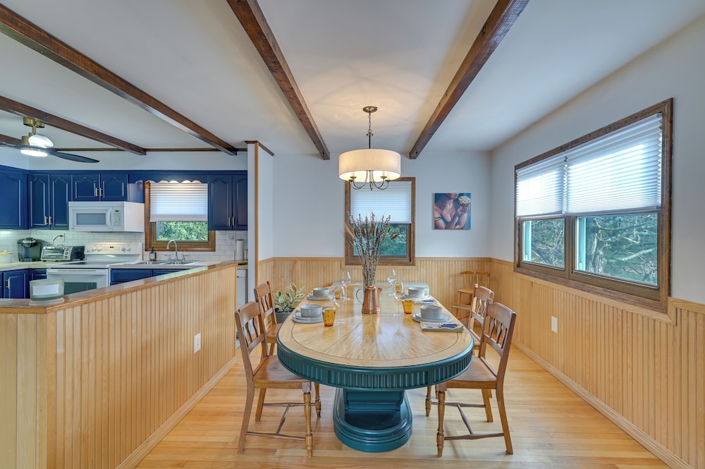 Vacation Rental Home 2 Mi to Windham Mountain - photo 10