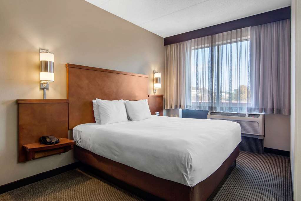 AmericInn by Wyndham Stonecrest near Atlanta - photo 7
