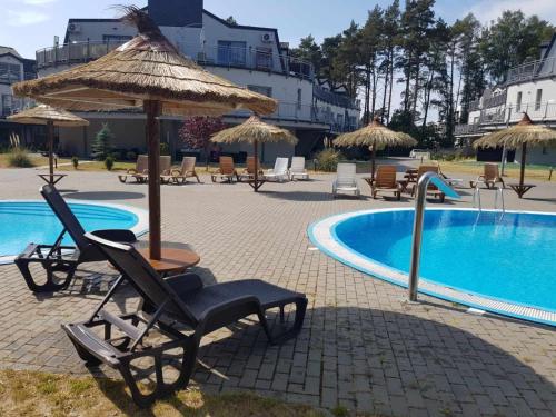 Apartament Happy A12 Baseny & Kort Tenisowy Plac Zabaw Ochrona 24H — 4-Star Luxury Hotel in Pobierowo, Poland
