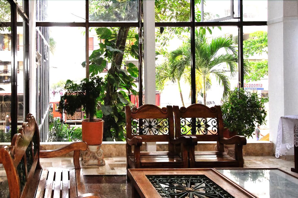 Apartamentos Cartagena — 4-Star Luxury Hotel in Cartagena, Colombia