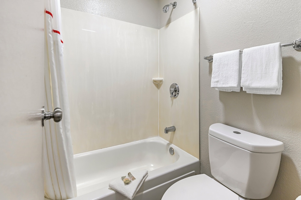 Red Roof Inn Washington DC Laurel - photo 25