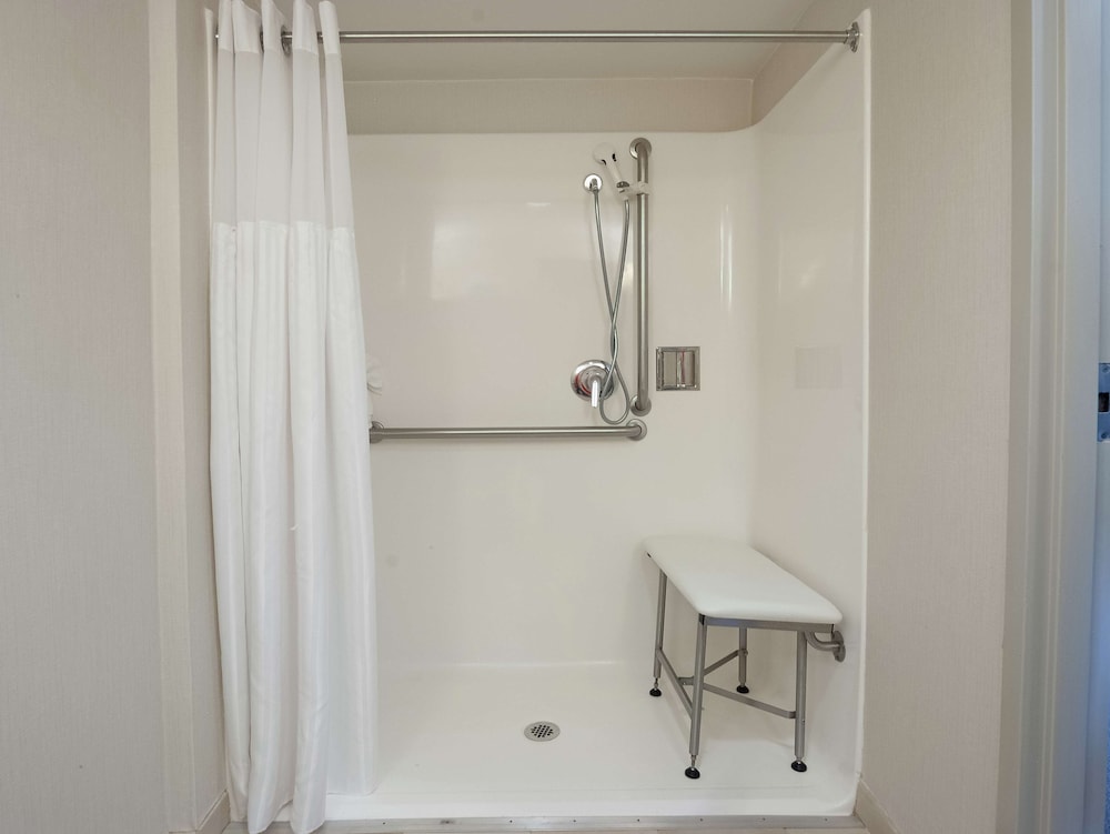 Hilton Garden Inn Atlanta Airport Millenium Center - photo 27