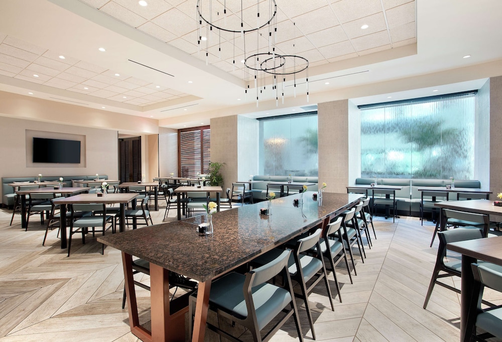 Embassy Suites by Hilton Tampa Downtown Convention Center - photo 72