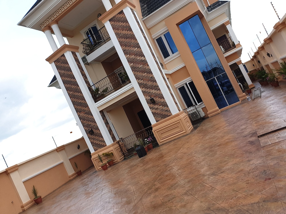 Mexiloyd Luxury Rooms & Suites in Port Harcourt, Nigeria