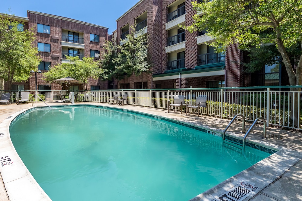 Courtyard by Marriott Dallas DFW Airport South Irving - photo 11