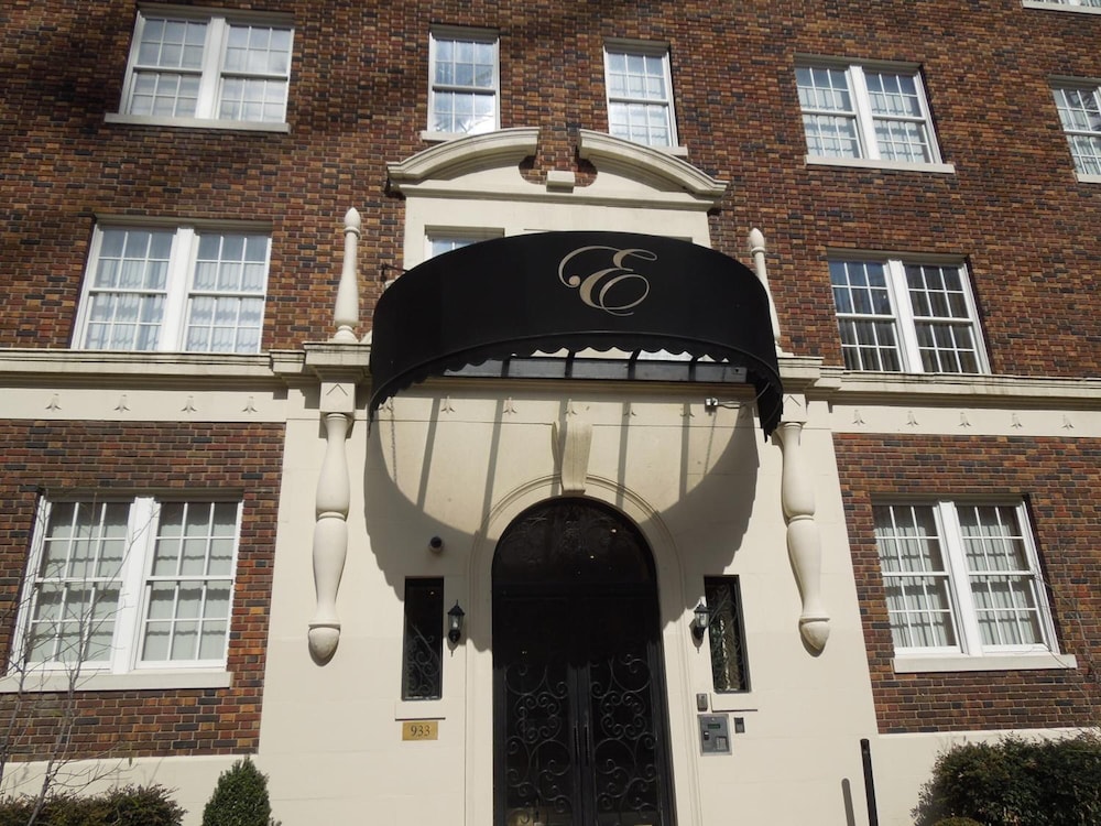 The Eldon Luxury Suites - carbon neutral hotel in Washington