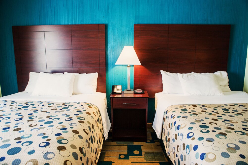 Rivers Inn & Suites - photo 5