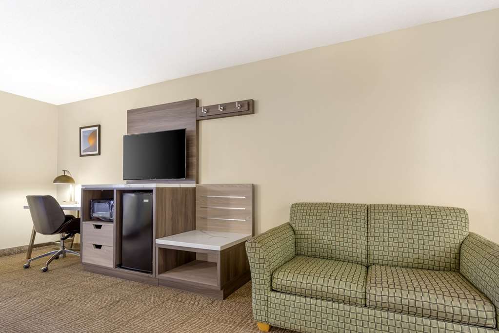 Quality Inn Raleigh Downtown - photo 13
