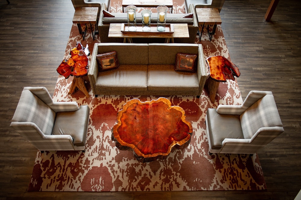 Holiday Inn Express & Suites Hayward by IHG - photo 92