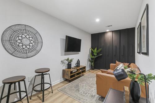 Cozy Unique 1 bed room with Free parking — 4-Star Luxury Hotel in Austell, United States