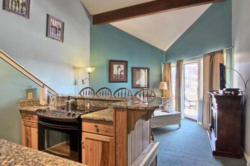 210 Pointes North Inn in Charlevoix, United States